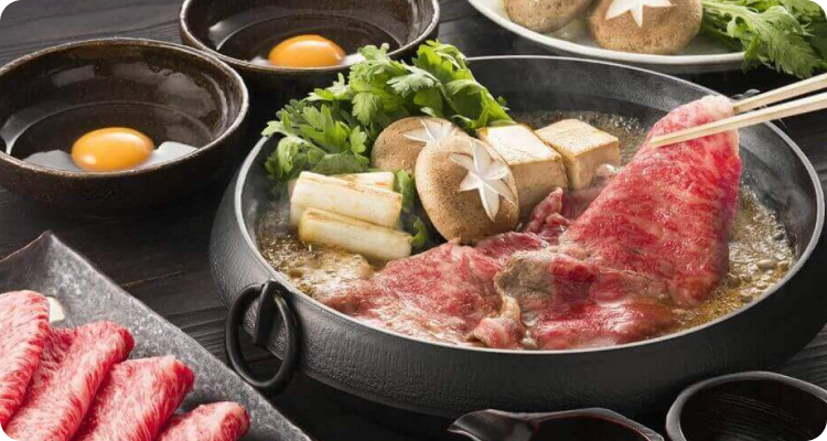 سوکیاکی غذای ژاپنی