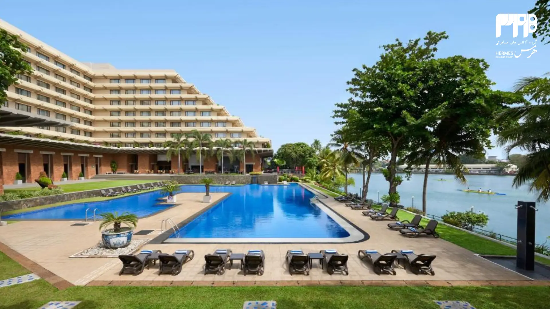 هتل Cinnamon lakeside