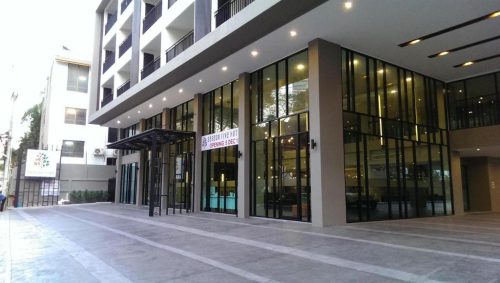 SEASON FIVE HOTEL
