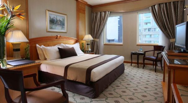 CARLTON PALACE HOTEL