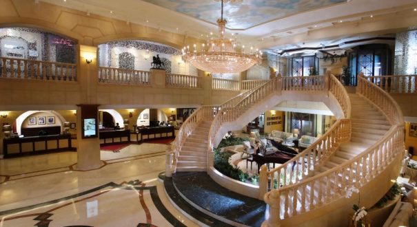CARLTON PALACE HOTEL