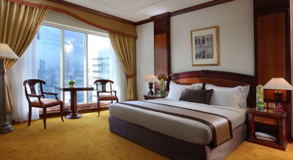 CARLTON PALACE HOTEL