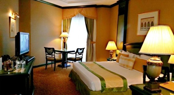 CARLTON PALACE HOTEL