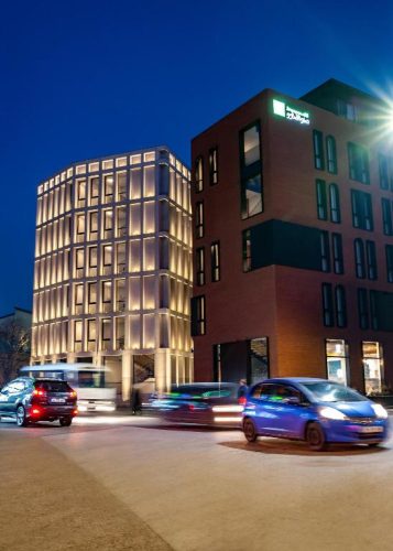 HOLIDAY INN EXPRESS TBILISI HOTEL
