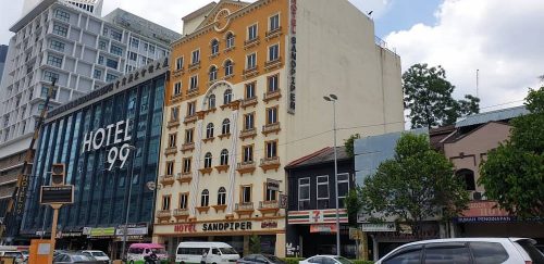 SANDPIPER HOTEL