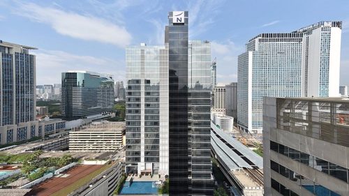 NOVOTEL PLOENCHIT HOTEL