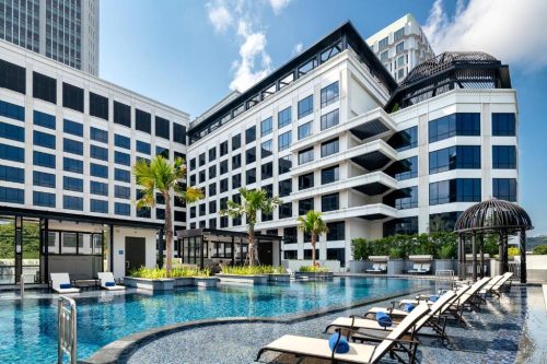 GRAND PARK CITY HALL HOTEL