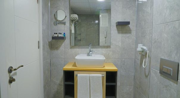 JURA HOTELS LARA