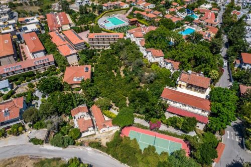 RIVERSIDE GARDEN RESORT HOTEL