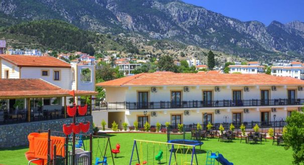 RIVERSIDE GARDEN RESORT HOTEL