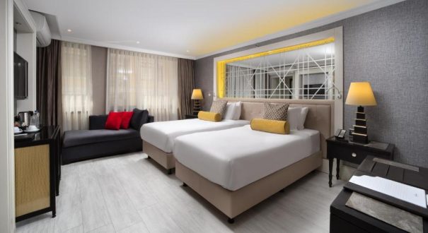 MERCURE BOMONTI HOTEL