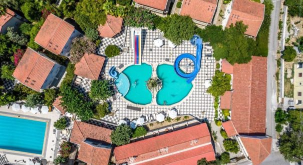 RIVERSIDE GARDEN RESORT HOTEL