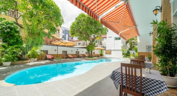 LA VINTAGE HOTEL (PHUCKET)