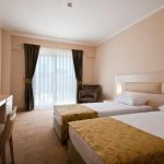 WHITE LILYUM HOTEL