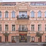 HERITAGE HOTEL