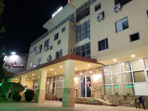 LIKE HOTEL