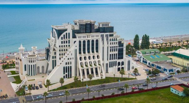 GRAND GLORIA HOTEL