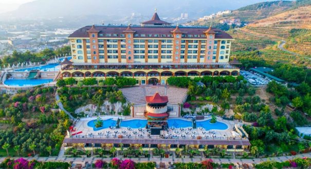 UTOPIA WORLD HOTEL