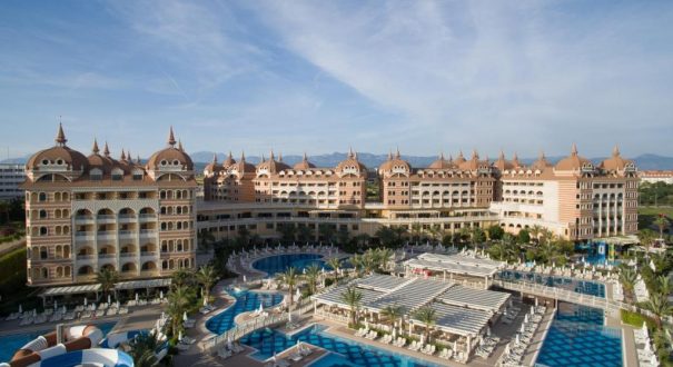 ROYAL ALHAMBRA HOTEL