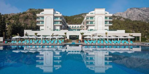 DOSINIA LUXURY HOTEL