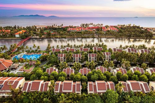 KOI RESORT HOTEL