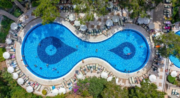 UTOPIA WORLD HOTEL