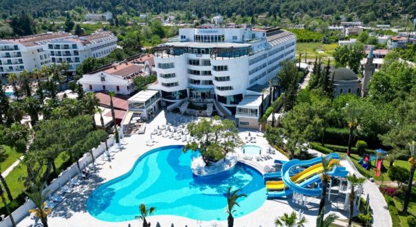 CATAMARAN RESORT HOTEL