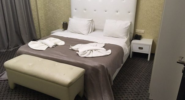 PIAZZA HOTEL