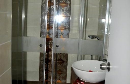 CONCORDIA CELES HOTEL