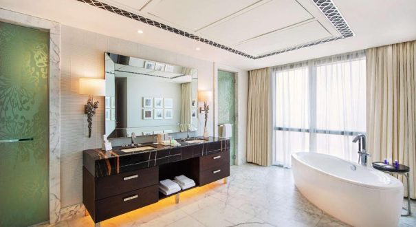 HILTON DUBAI AL HABTOOR HOTEL