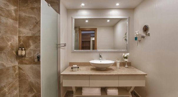 DELPHIN BOTANIK HOTEL