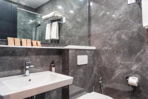 ONYX HOTEL