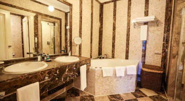 NIRVANA DOLCE VITA HOTEL