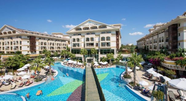 CRYSTAL PALACE HOTEL