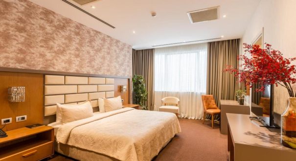 GRAND GLORIA HOTEL