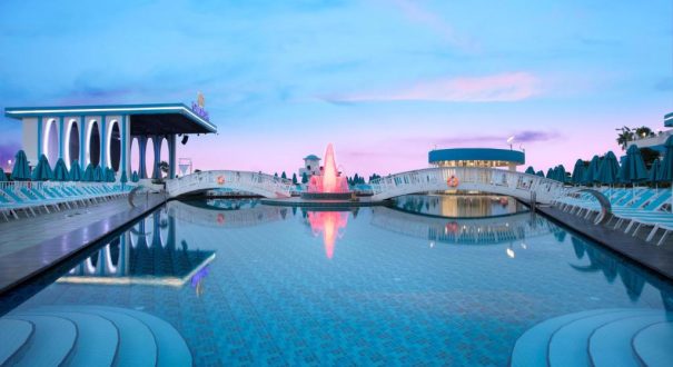 GRANADA LUXURY BEACH HOTEL