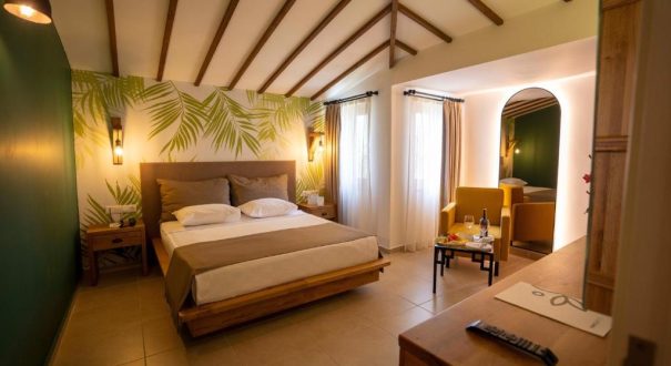 CLUB TUANA HOTEL