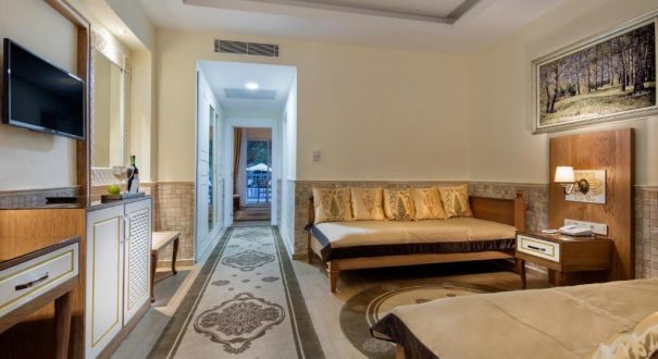NIRVANA DOLCE VITA HOTEL