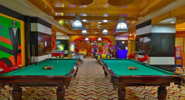 CRYSTAL FAMILY HOTEL
