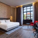 RADISSON RED HOTEL