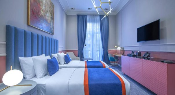 HERITAGE HOTEL