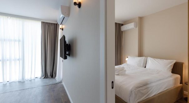 AQUA APARTMENTS HOTEL