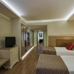 DELPHIN DELUXE HOTEL