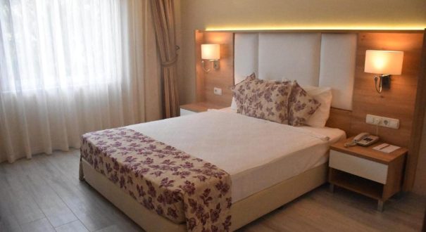 ROYAL GARDEN BEACH HOTEL