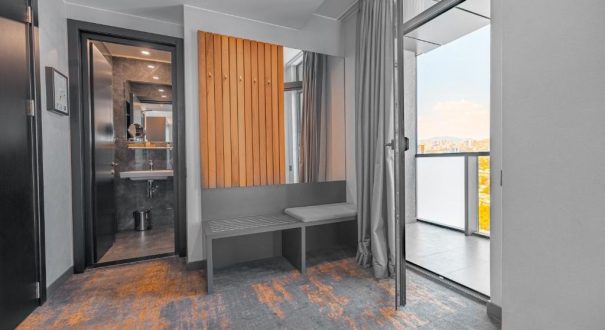 ONYX HOTEL