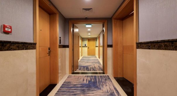 BEST WESTERN M FOUR HOTEL