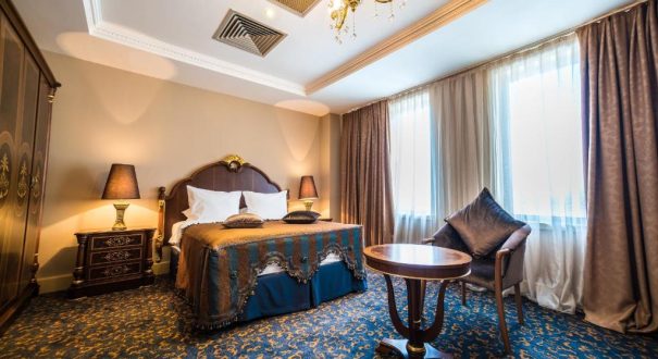 INTOURIST HOTEL