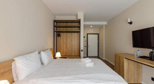 AQUA APARTMENTS HOTEL