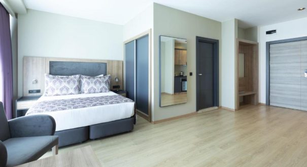 EUPHORIA APARTMENT HOTEL