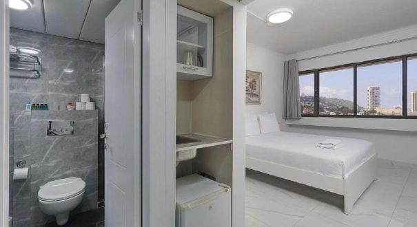 ROKS HOTEL